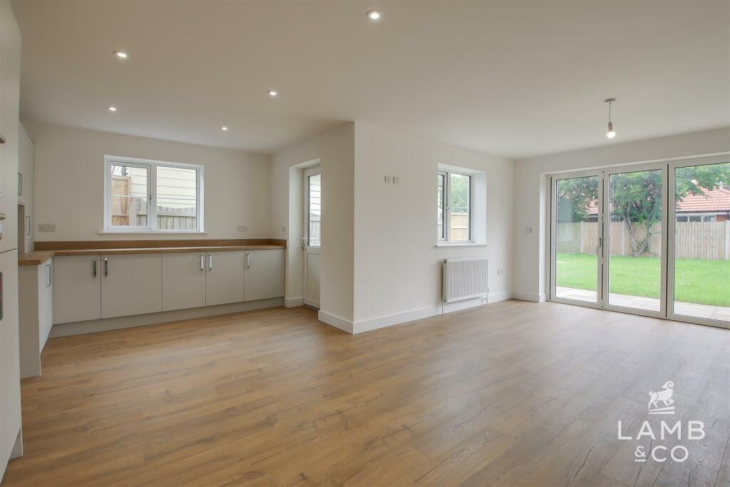 Additional property image - Colchester Road, Thorpe-Le-Soken