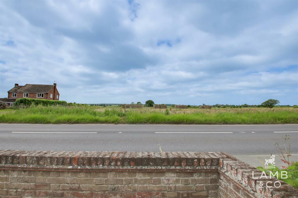 Additional property image - Colchester Road, Thorpe-Le-Soken