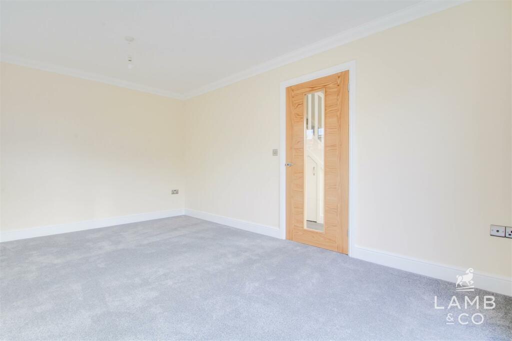 Additional property image - Fifth Avenue, Frinton-On-Sea