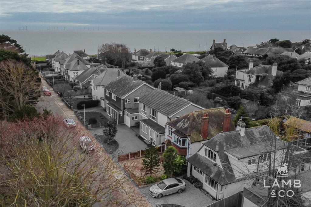 Additional property image - The Gardens, East Clacton