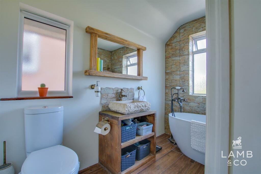 Additional property image - The Gardens, East Clacton
