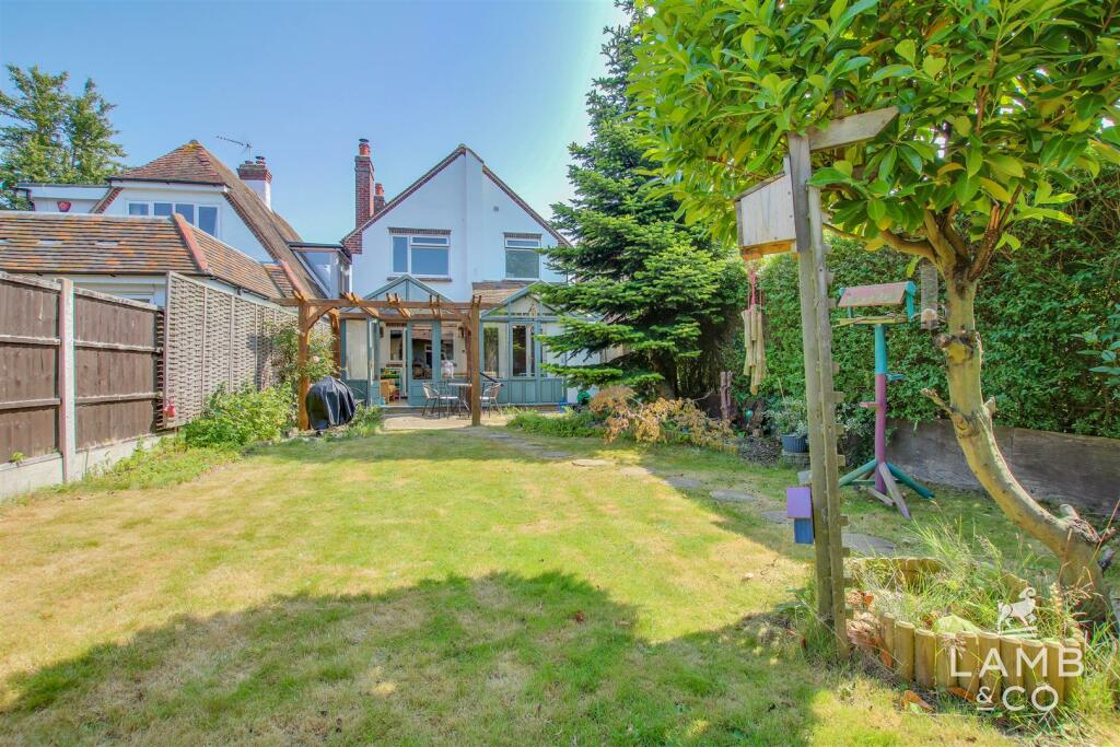 Additional property image - The Gardens, East Clacton