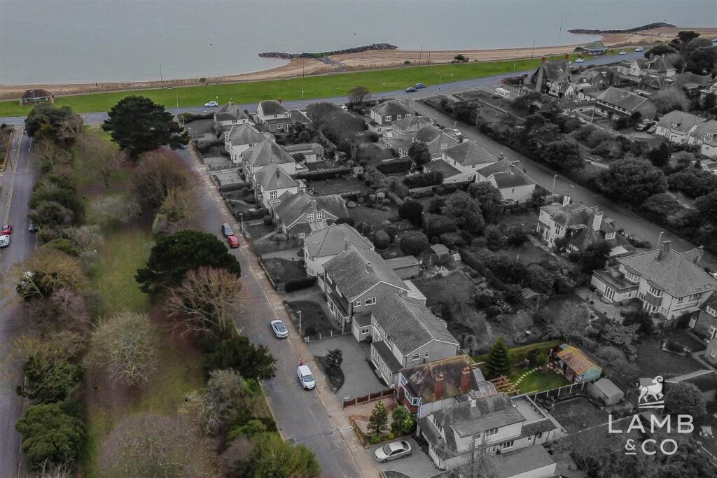 Additional property image - The Gardens, East Clacton