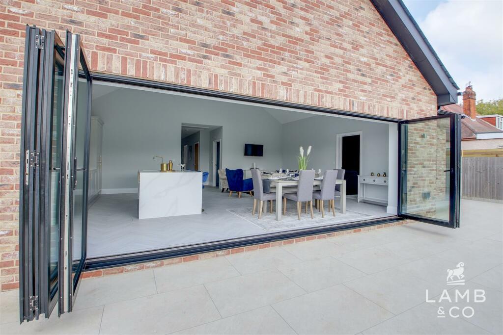 Additional property image - Talbot End, Talbot Road, Little Clacton