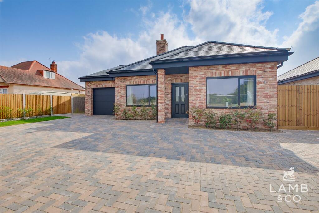 Additional property image - Talbot End, Talbot Road, Little Clacton