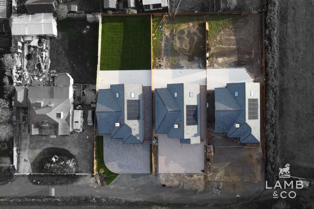 Additional property image - Talbot End, Talbot Road, Little Clacton