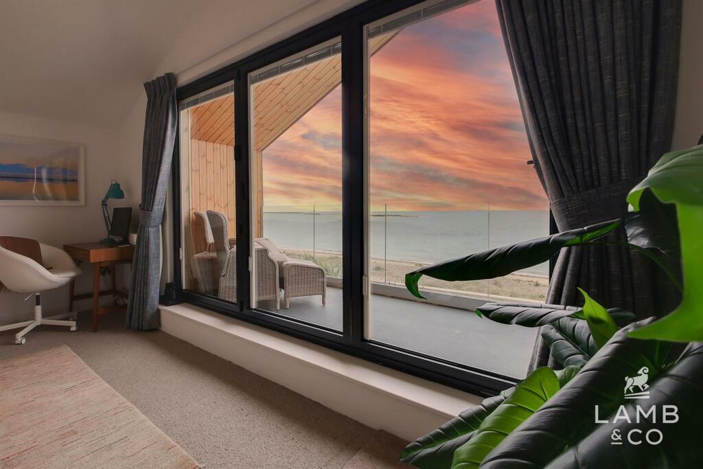 Additional property image - Eastern Promenade, Point Clear Bay