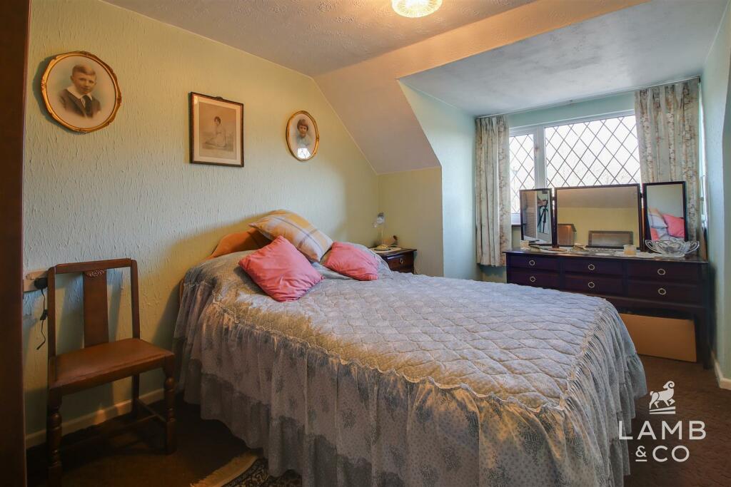Additional property image - Jaywick Lane, Clacton-On-Sea