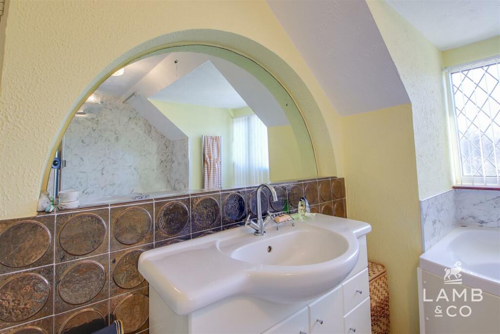 Additional property image - Jaywick Lane, Clacton-On-Sea