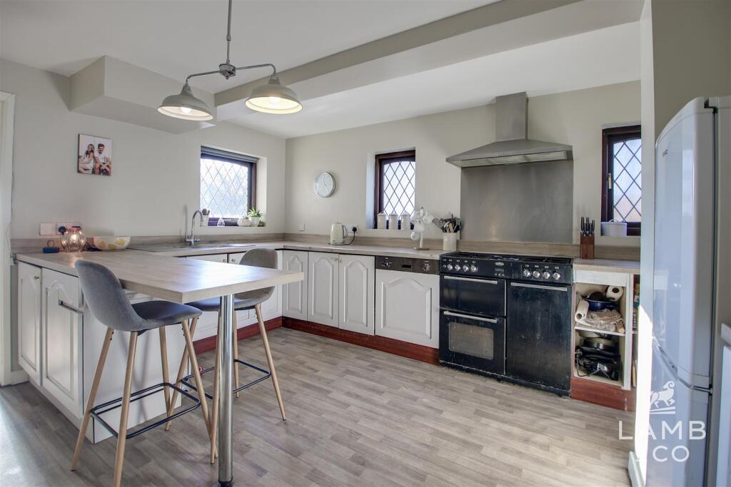 Additional property image - Holland Road, Clacton-On-Sea