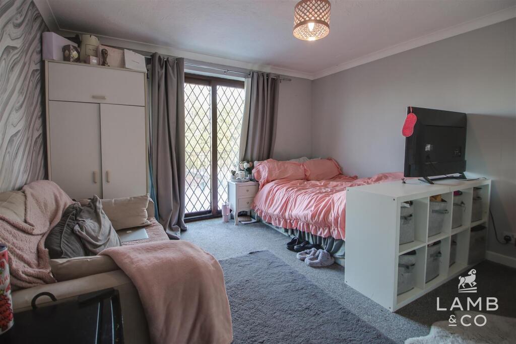 Additional property image - Holland Road, Clacton-On-Sea
