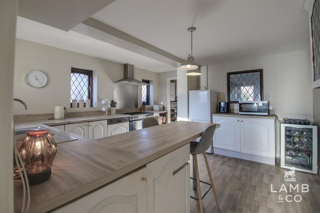 Additional property image - Holland Road, Clacton-On-Sea