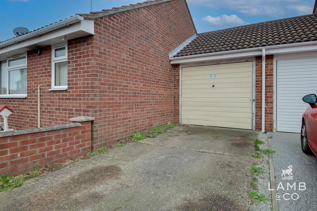 Additional property image - Constable Avenue, Clacton-On-Sea