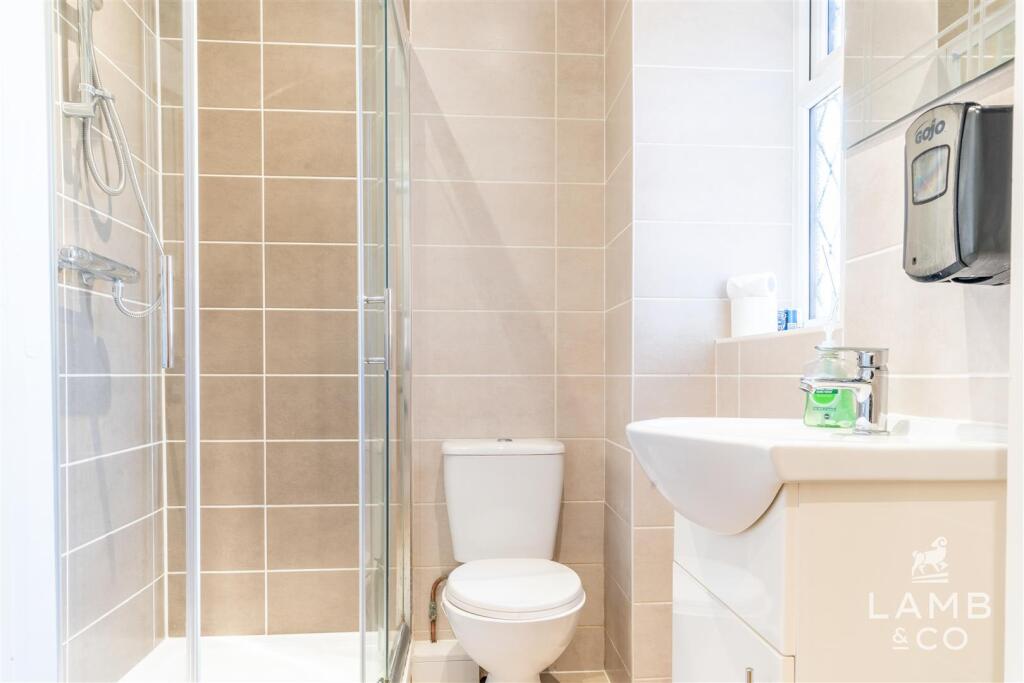 Additional property image - Seafront Position, Walton On The Naze