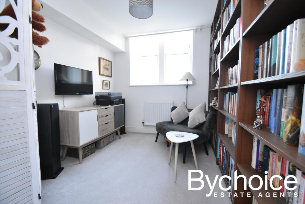 Additional property image - Walnut Tree Place Simon Theobald Close, Sudbury, Suffolk