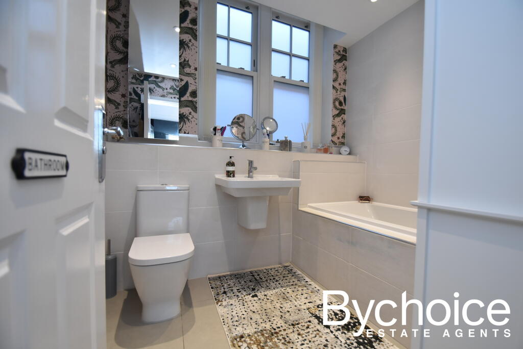 Additional property image - Walnut Tree Place Simon Theobald Close, Sudbury, Suffolk