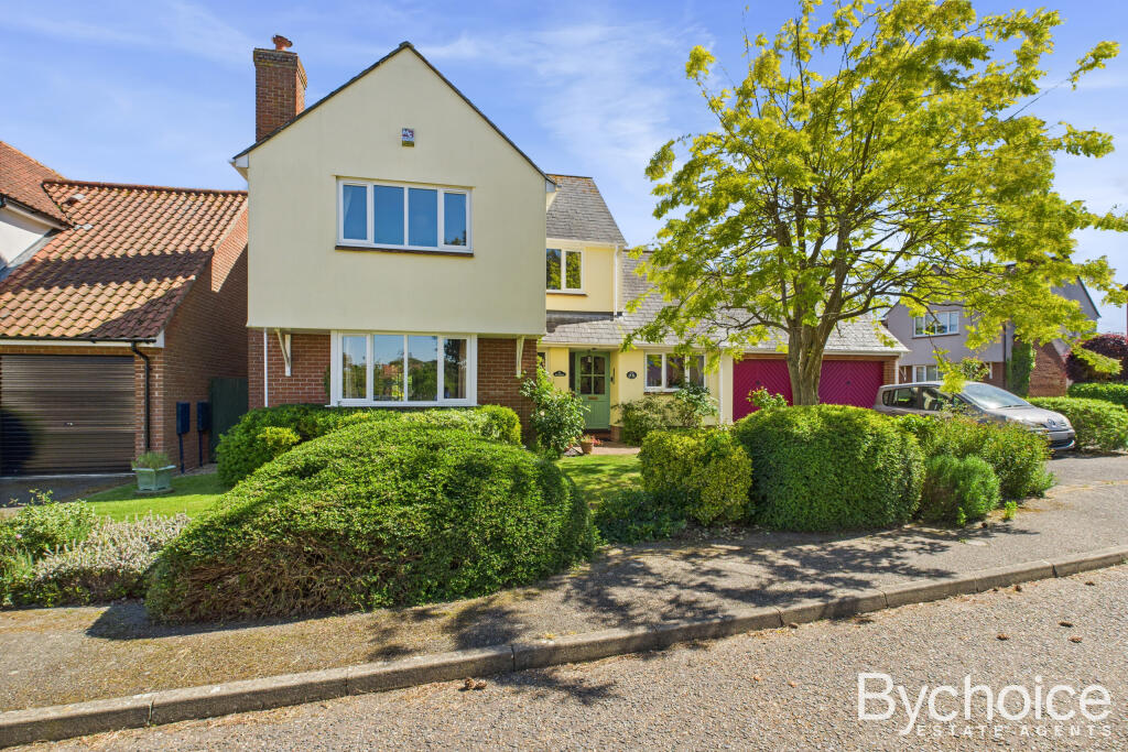 Main image of property: The Glebe, Sudbury Road, Lavenham, Sudbury, Suffolk