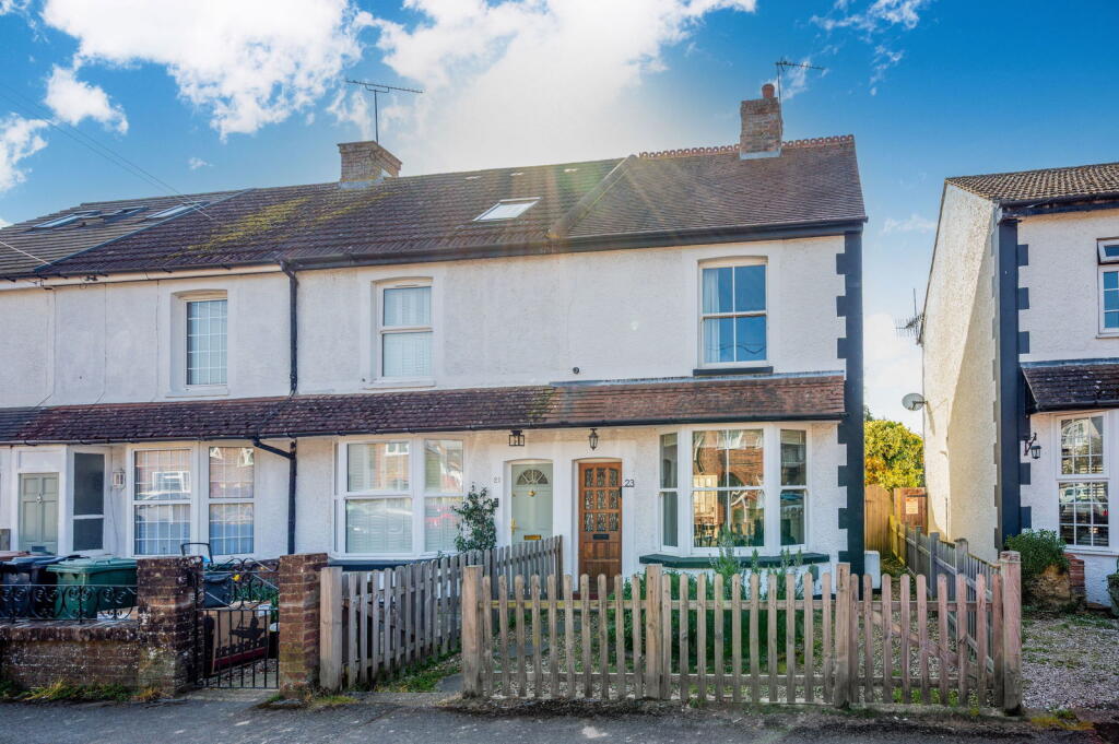 Main image of property: New North Road, Reigate, RH2 8LZ