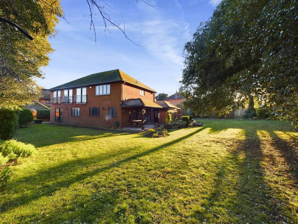 Additional property image - Woodland Way, Broadstairs, CT10