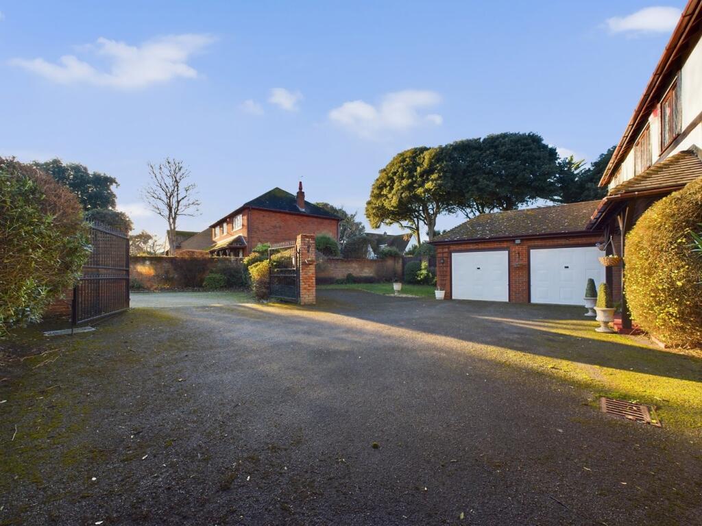 Additional property image - Woodland Way, Broadstairs, CT10
