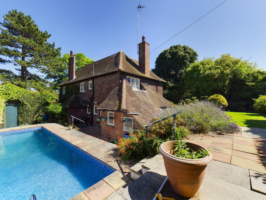 Additional property image - 101 Stone Road, Broadstairs, CT10