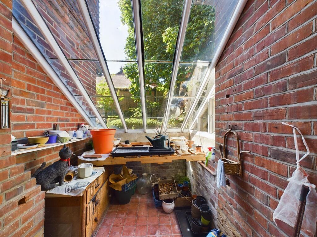 Additional property image - 101 Stone Road, Broadstairs, CT10