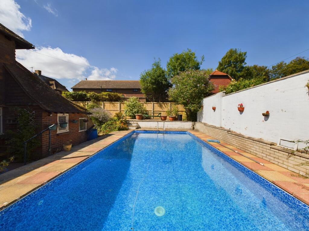 Additional property image - 101 Stone Road, Broadstairs, CT10