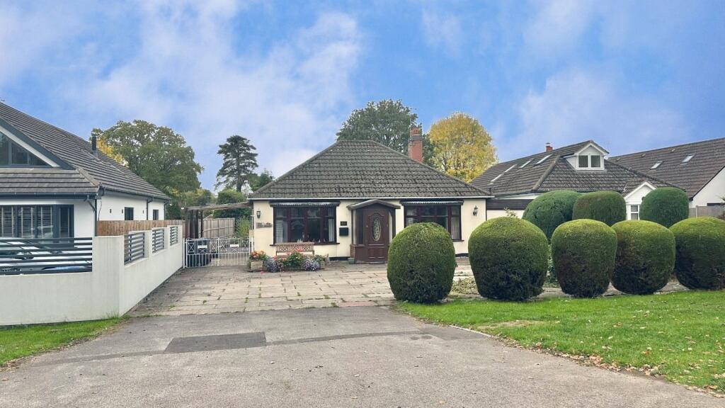 Main image of property: Rugby Road, Binley Woods, Coventry, CV3 2AX
