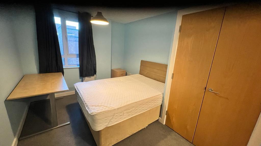 2 bedroom apartment for sale in Beauchamp House, Greyfriars Road, City