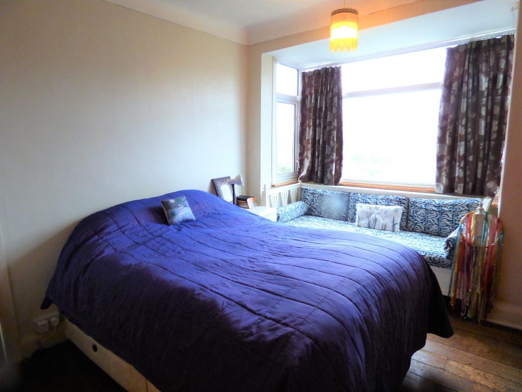 3 bedroom semidetached house for sale in The Park Paling, Cheylesmore