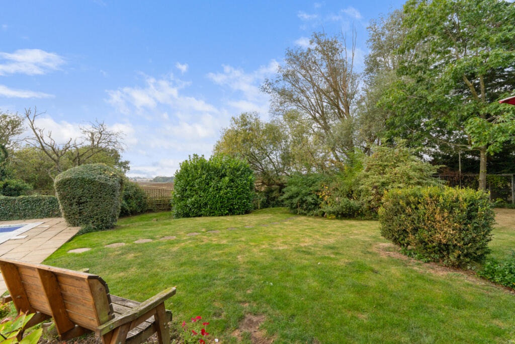 Additional property image - Rye Hill, Harlow, Essex, CM18