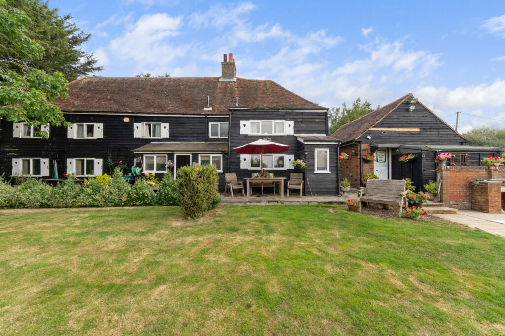 Additional property image - Rye Hill, Harlow, Essex, CM18