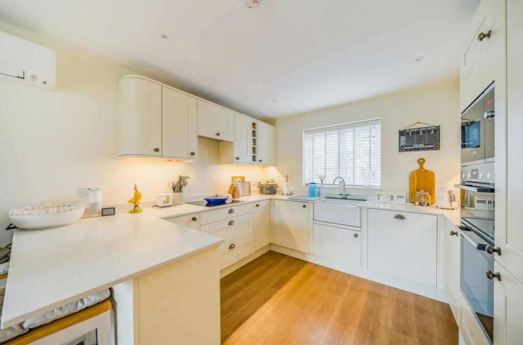 Additional property image - Rainbow Road, Matching Tye, Harlow, Essex, CM17