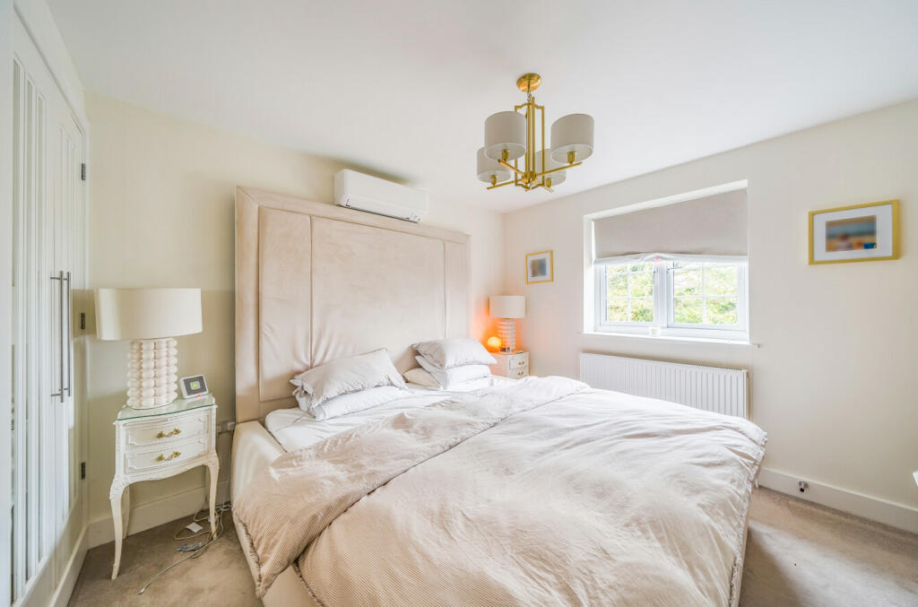 Additional property image - Rainbow Road, Matching Tye, Harlow, Essex, CM17