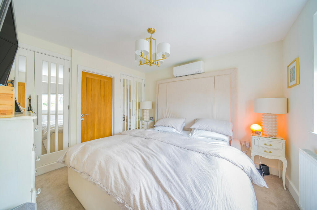 Additional property image - Rainbow Road, Matching Tye, Harlow, Essex, CM17