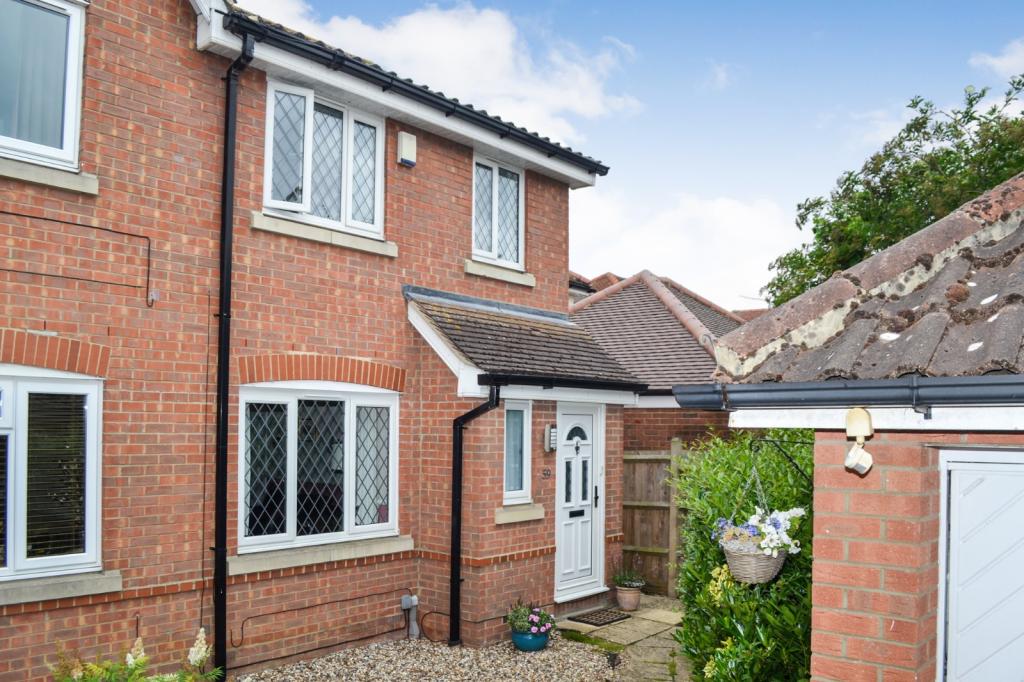3 bedroom semidetached house for sale in Abbeydale Close, Harlow