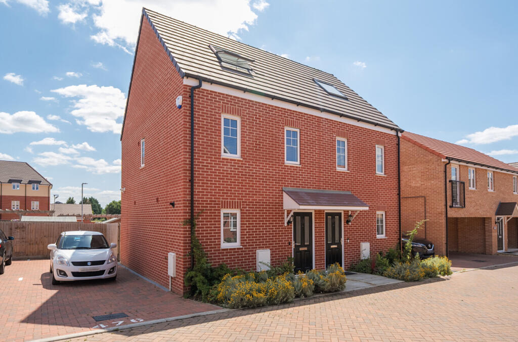 Main image of property: Grebe Close, Harlow, Essex, CM17