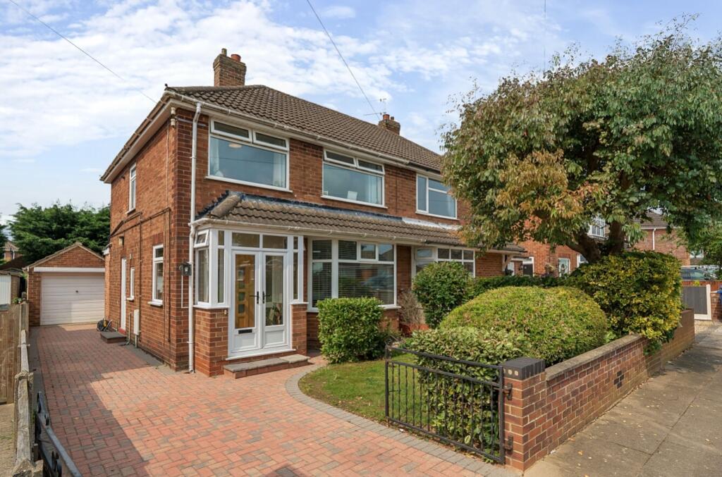 Main image of property: Kensington Place, Grimsby, Lincolnshire, DN33