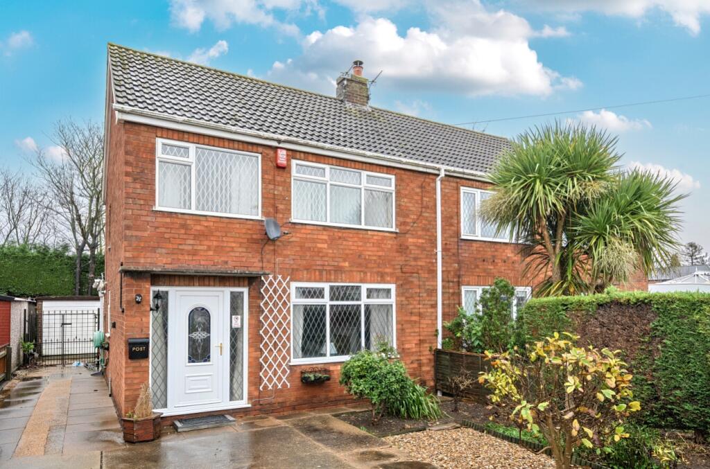 Main image of property: Peaks Avenue, New Waltham, Grimsby, Lincolnshire, DN36