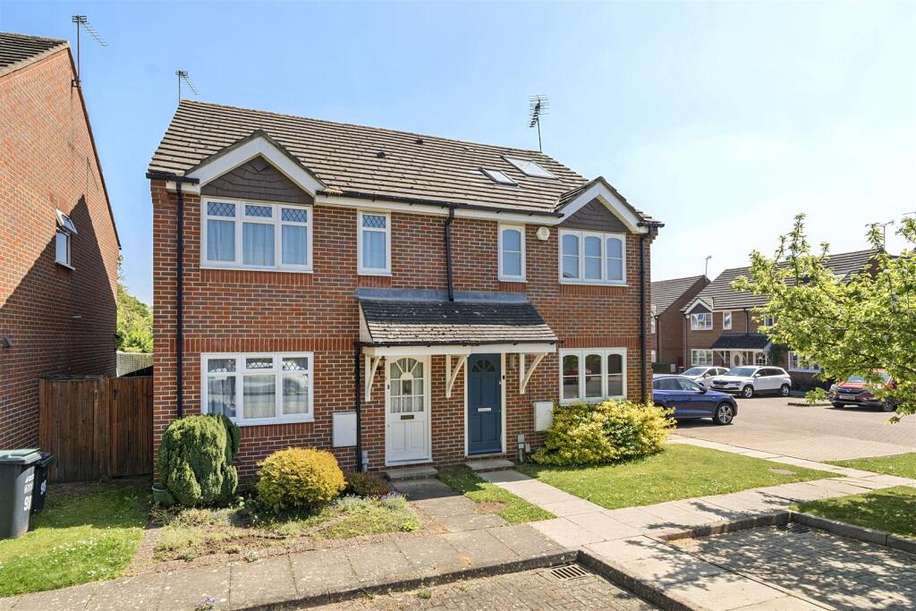 Main image of property: Manor Way, Croxley Green