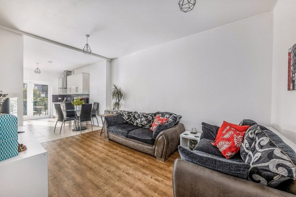 Main image of property: Lynton Road, London, W3