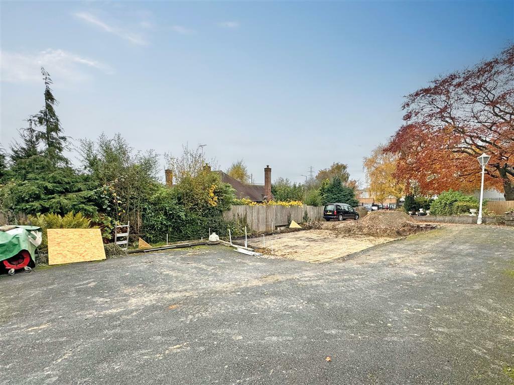Additional property image - Heanor Road, Loscoe, HEANOR