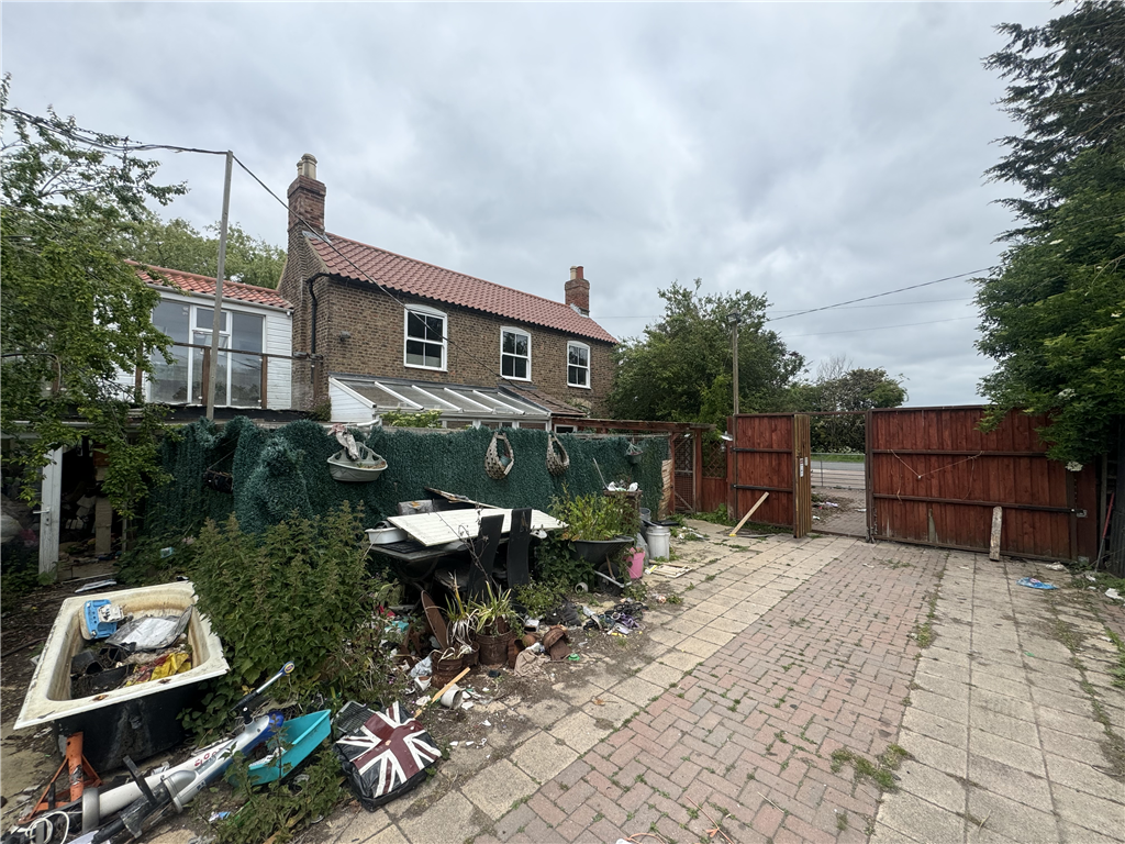 Main image of property: Langrick Road, New York, LINCOLN