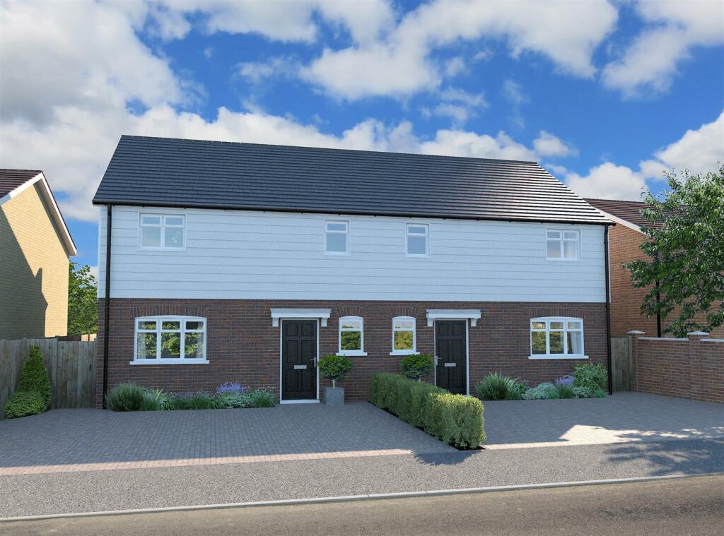 3 bedroom semidetached house for sale in Victoria Road, Wilton