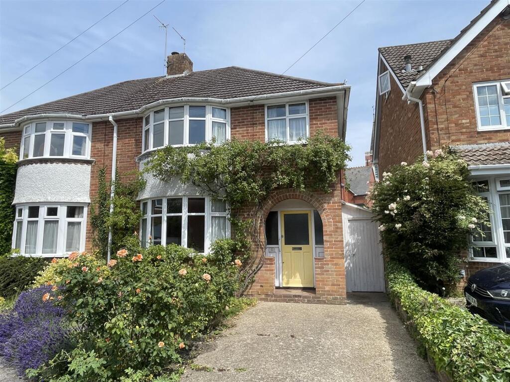 Main image of property: Rectory Road, Salisbury