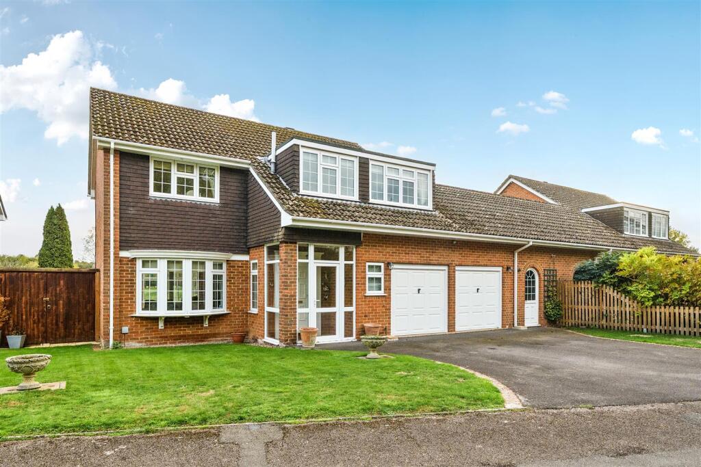 Main image of property: Fisherton Island, Salisbury