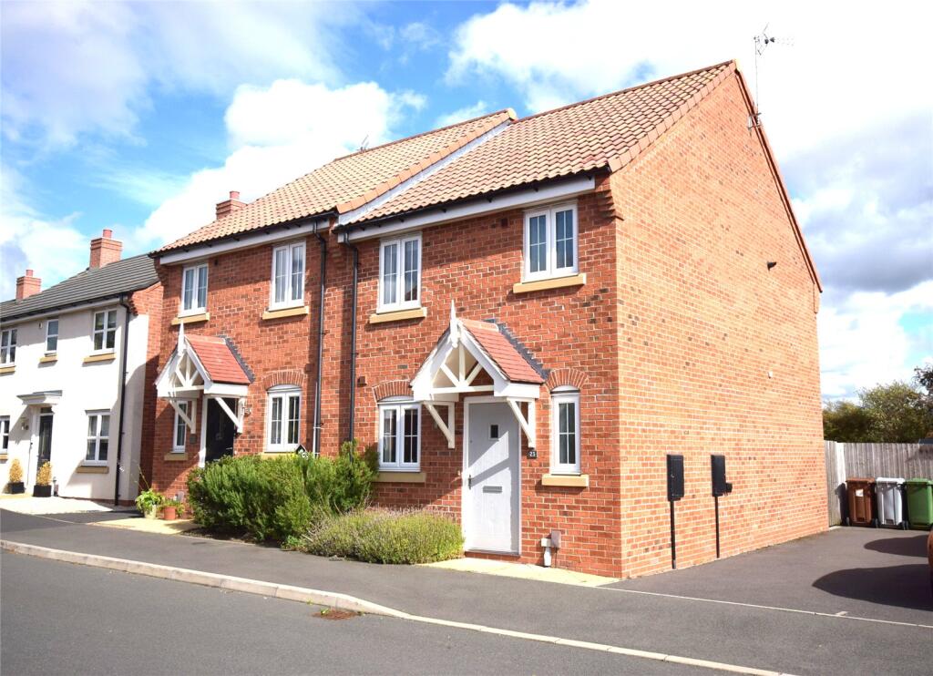 Main image of property: Pasture Way, Farnsfield, Newark, Nottinghamshire, NG22