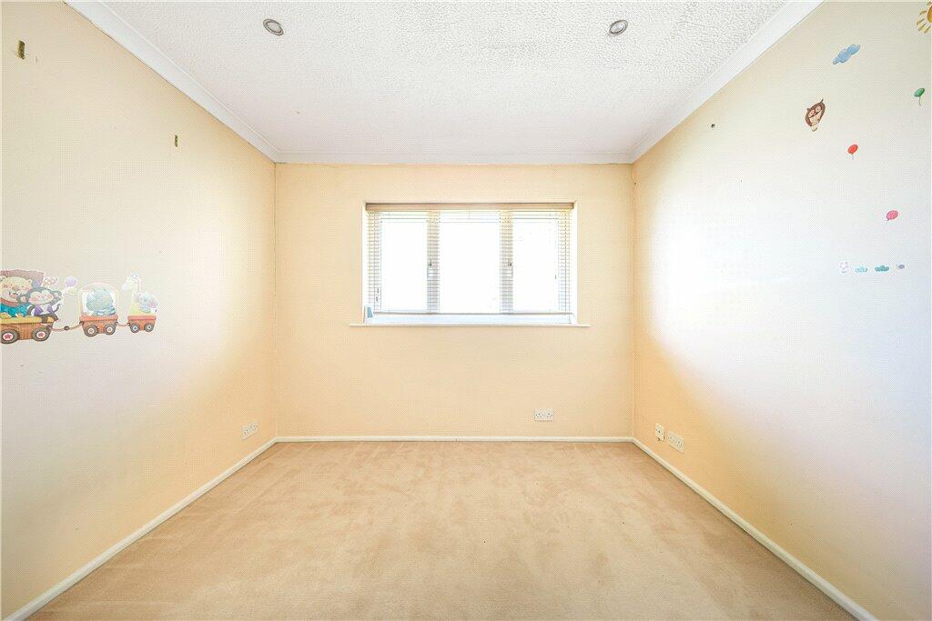 4 bedroom end of terrace house for sale in Greystoke Drive, Ruislip