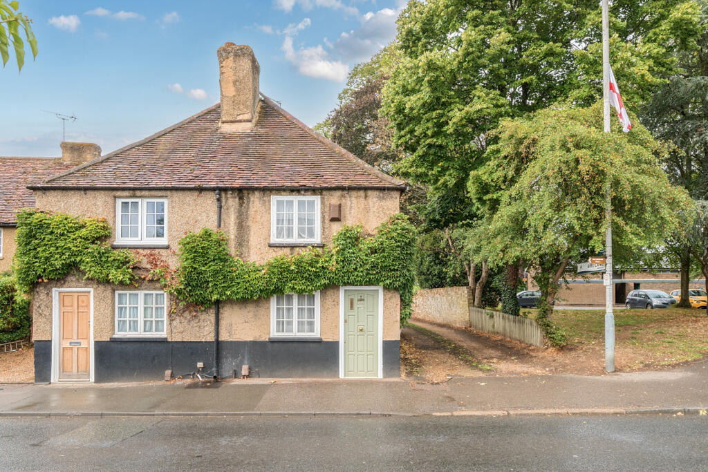 Main image of property: High Street, Harefield, Uxbridge