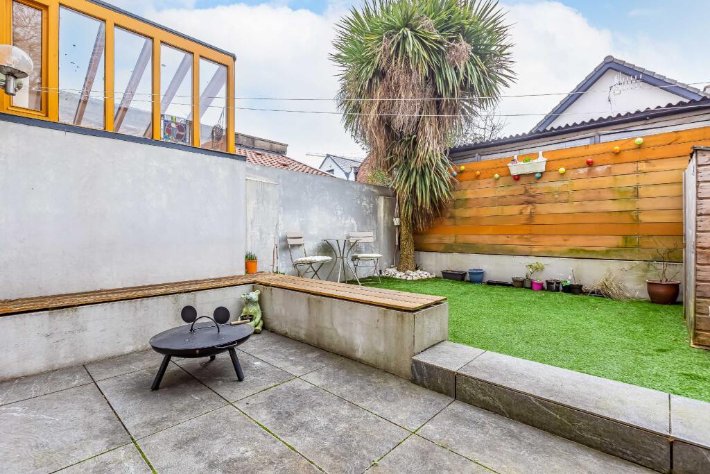 Additional property image - Dean Lane, Southville, Bristol